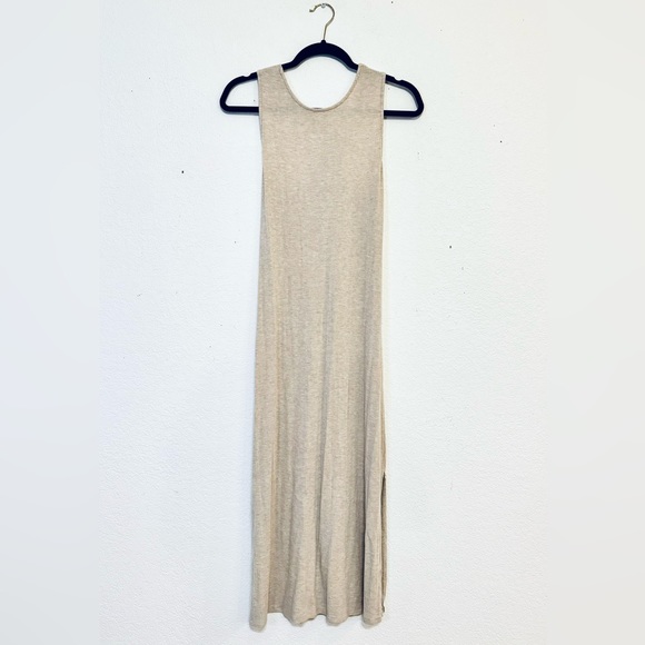 5 for $25 ⭐️ Ribbed Nude Tank Midi Dress - Picture 4 of 10